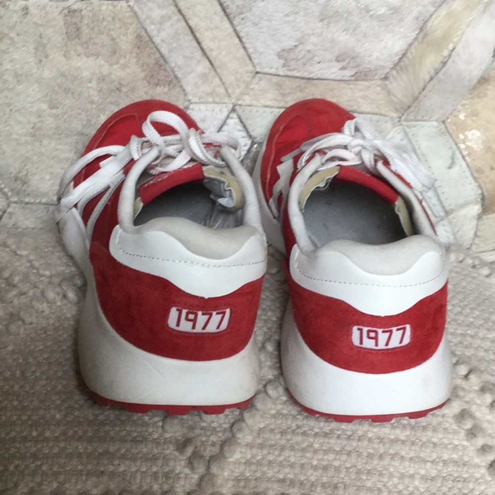 Le tigre tennis shoes red sneaker shoes travel vacay rodeo cowgirl chic brunch - Picture 6 of 9